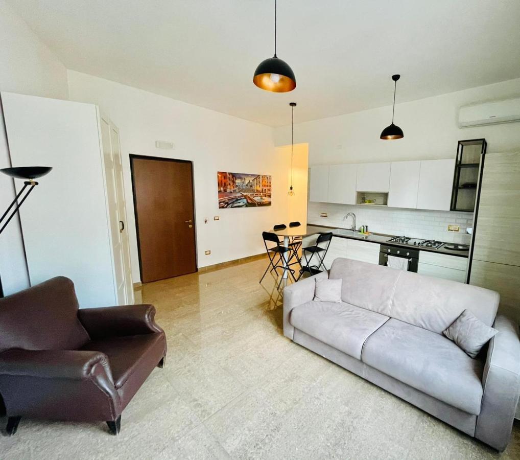 Interno Dieci Rome Luaran gambar
