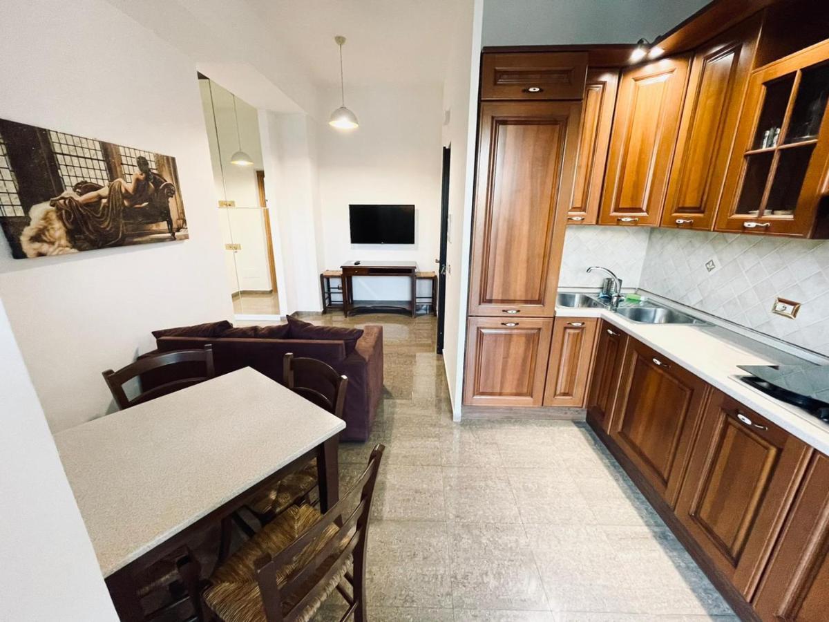 Interno Dieci Rome Luaran gambar