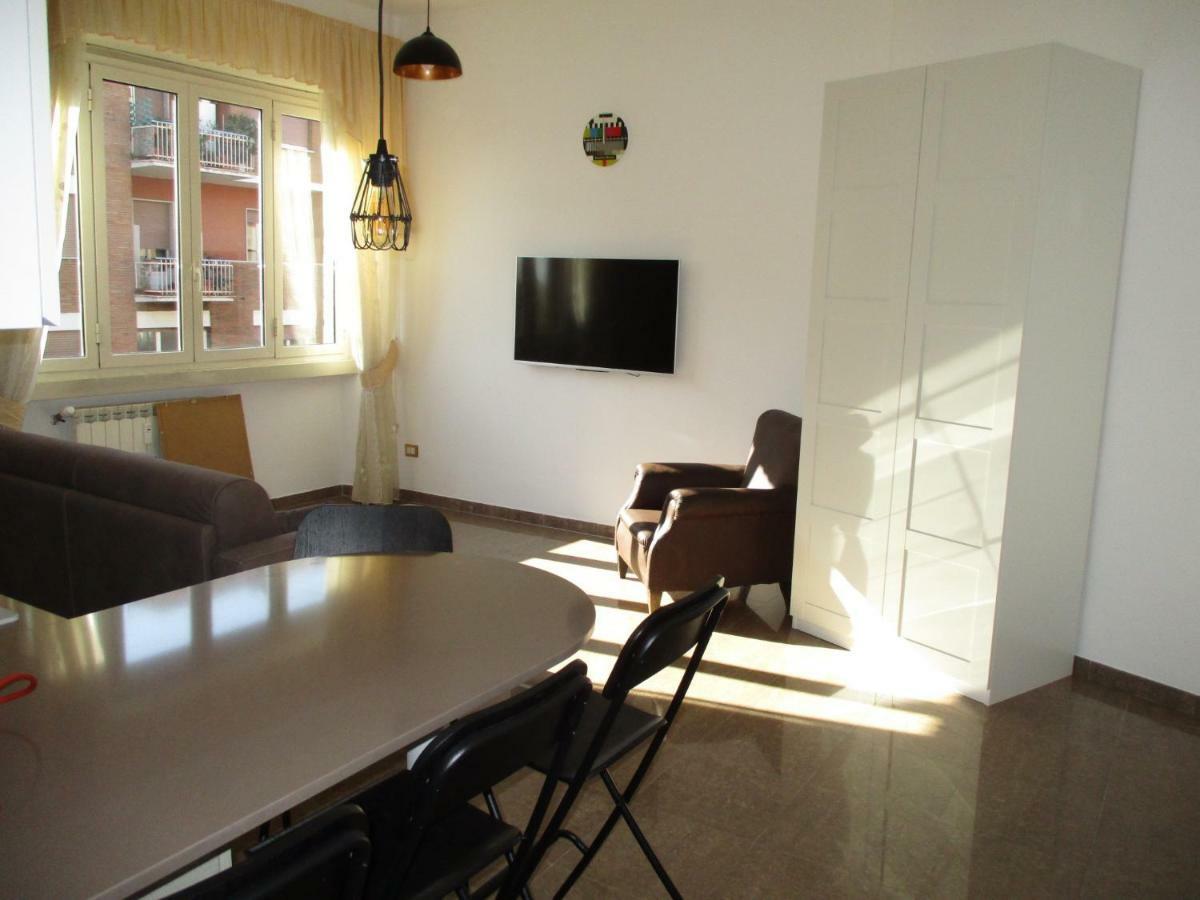 Interno Dieci Rome Luaran gambar