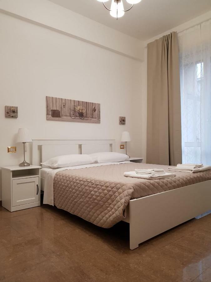 Interno Dieci Rome Luaran gambar